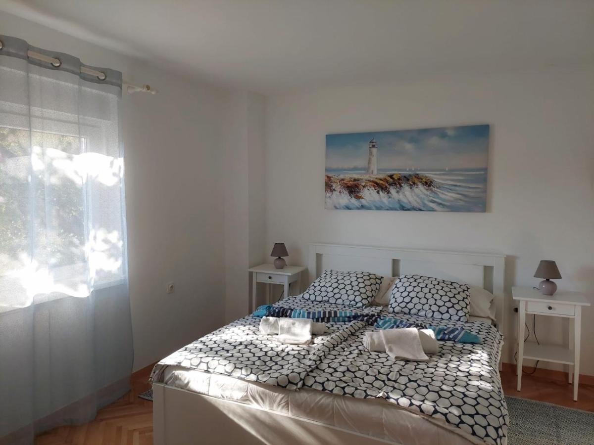 Apartment Hajduk Starigrad Paklenica Zewnętrze zdjęcie